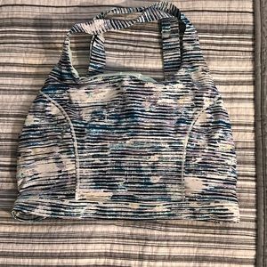Lululemon sports bra